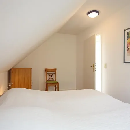 Papillon 03-8 * Boltenhagen (Ostseebad)